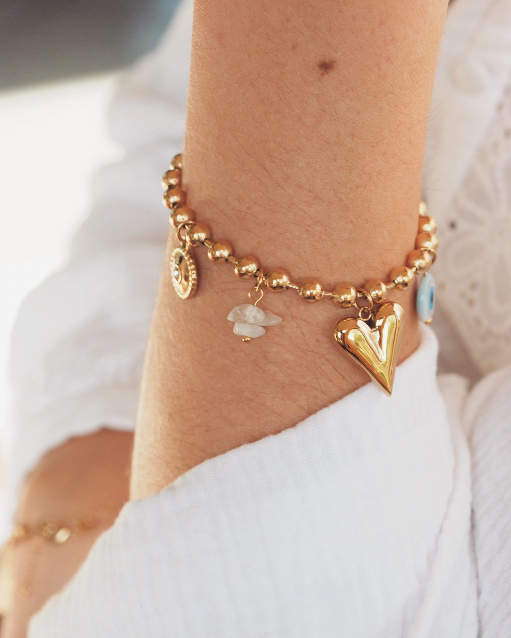 9DF202F5-F271-49FF-8BE3-F6AAE587E299