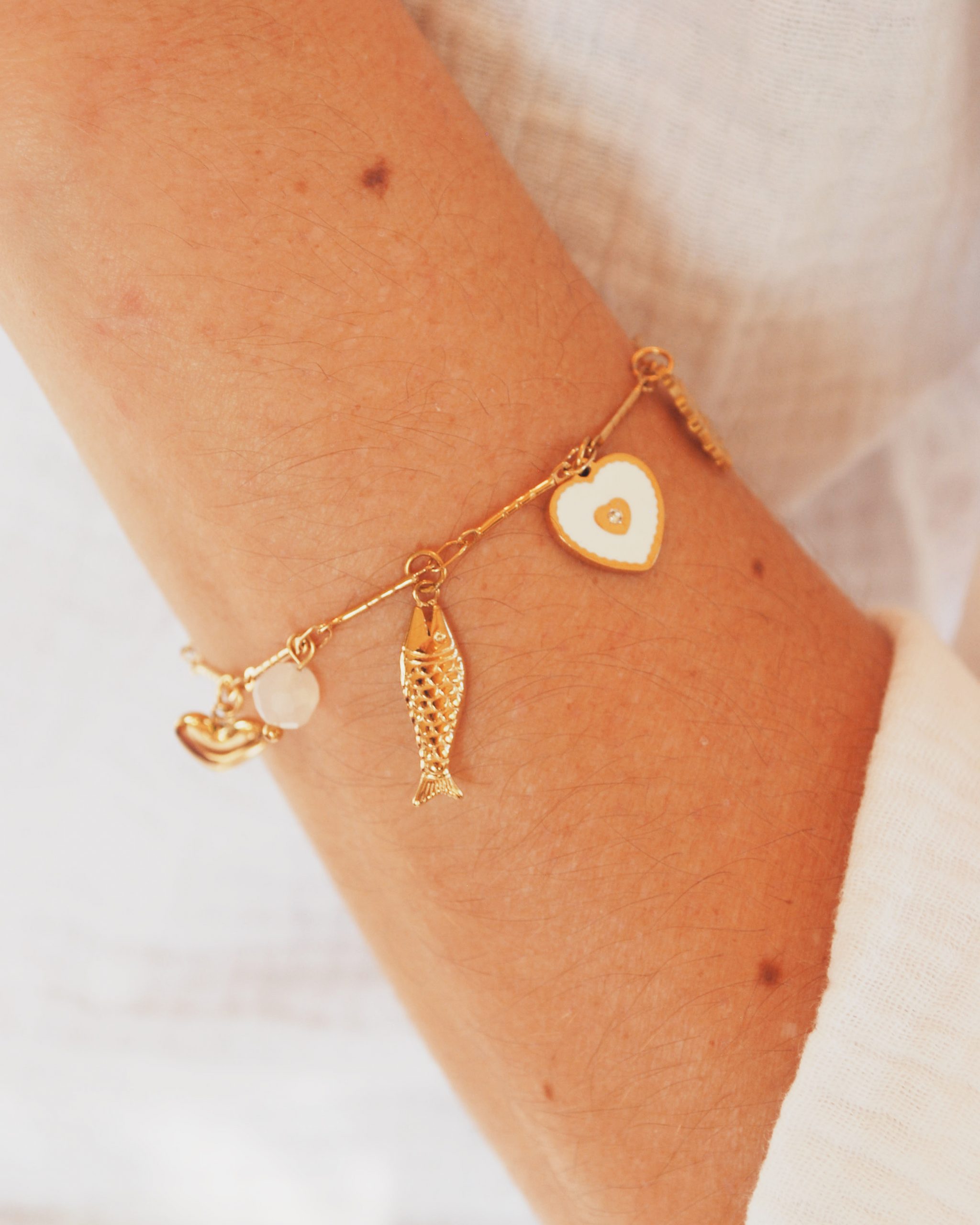 FAA9D6F8-42E6-47CE-931B-3E2543B0DEE9